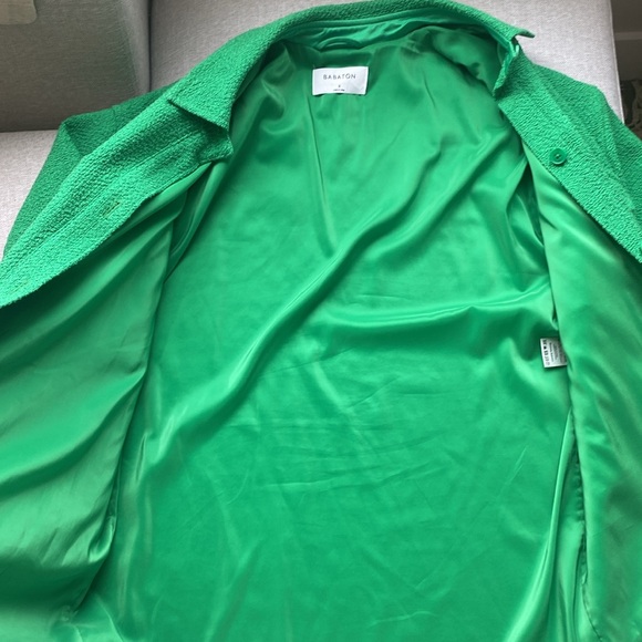 Aritzia - Babaton Joan Jacket in Green - Picture 7 of 8